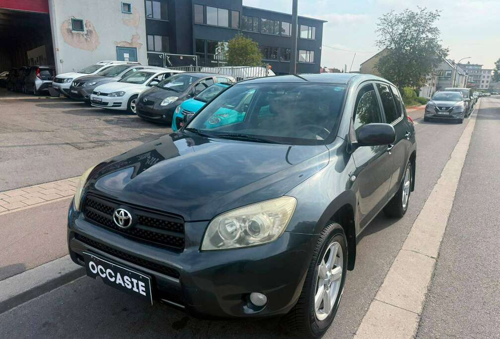 Toyota RAV4 2.2 Turbo D4D VIP 4 × 4