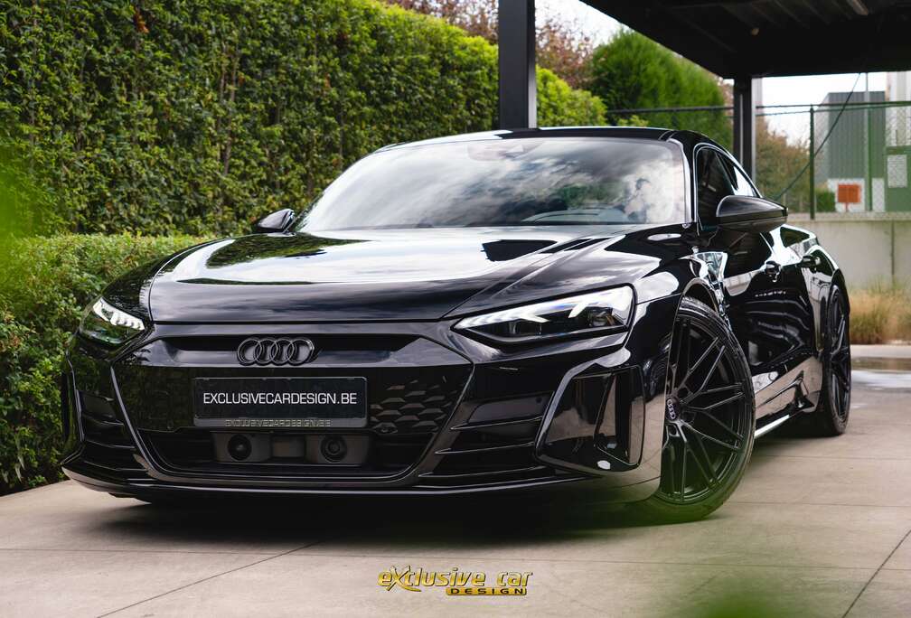 Audi 93.4 kWh Quattro /Pano/Luchtvering/Vierwielbesturing/B&O/Keyless/Carplay/Camera/Shadowlook/