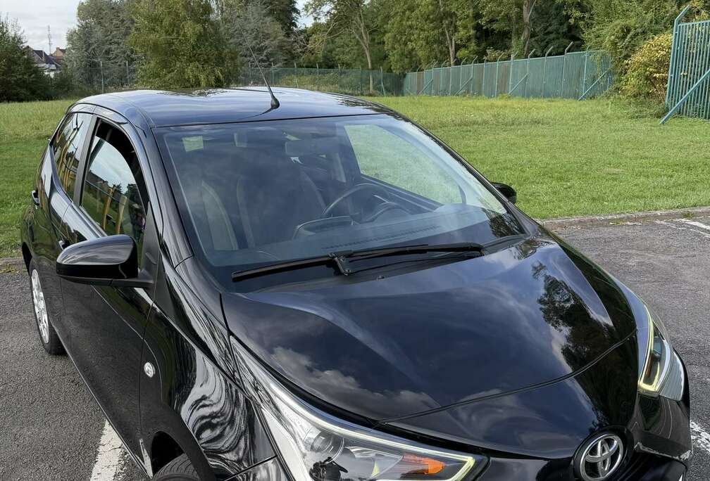 Toyota 1.0i VVT-i x-play *Automatique *1er Propriétaire