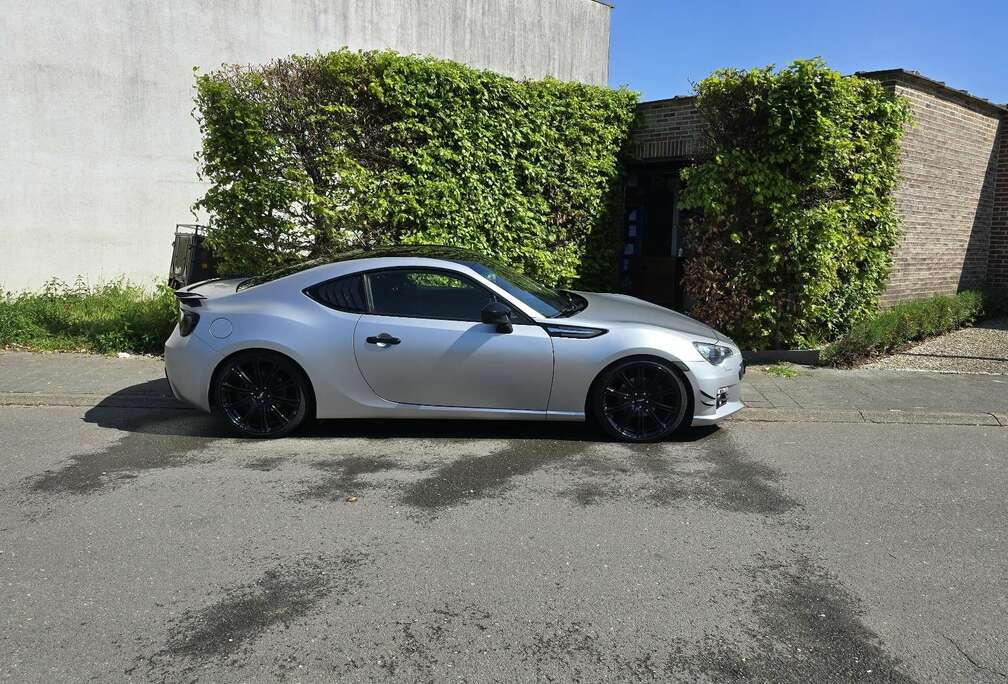 Subaru 2.0i Automatik Sport