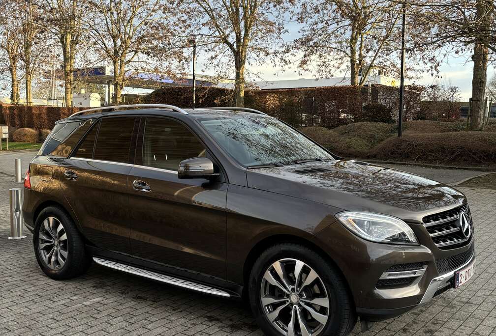 Mercedes-Benz BlueTEC 4MATIC 7G-TRONIC