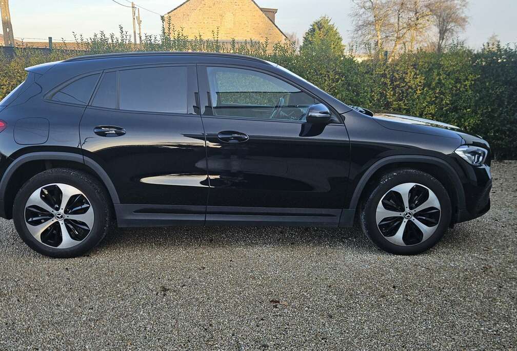 Mercedes-Benz GLA 250 e 8G-DCT