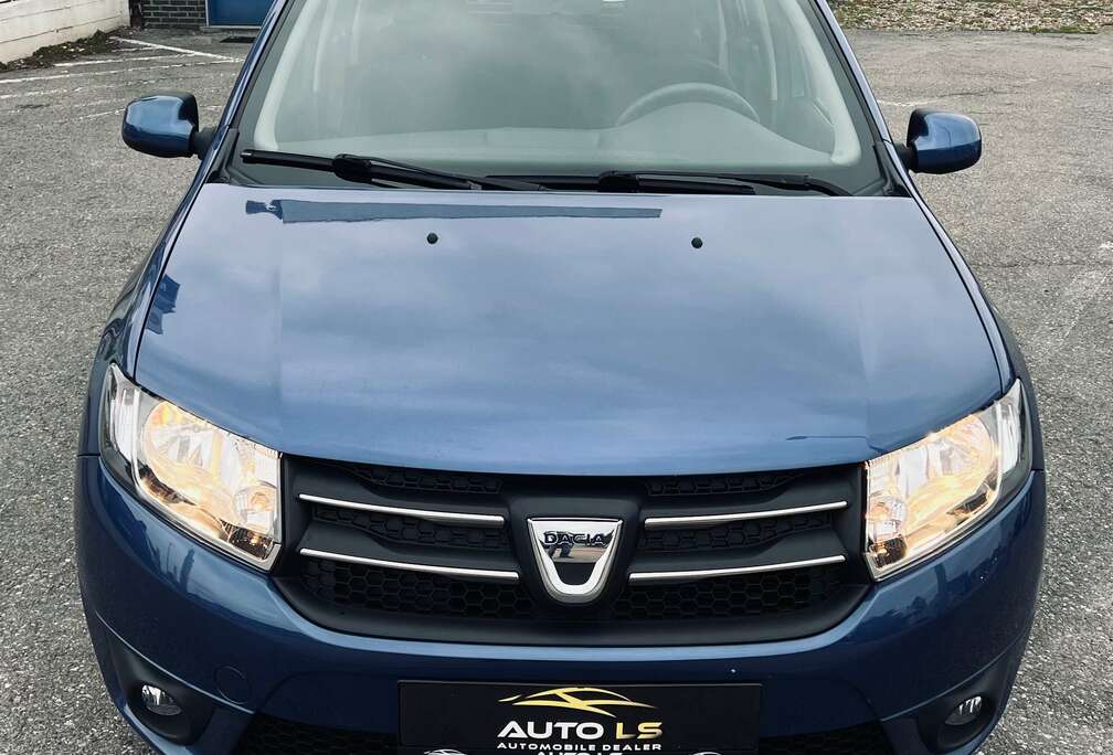 Dacia Sandero 1.2i Laureate