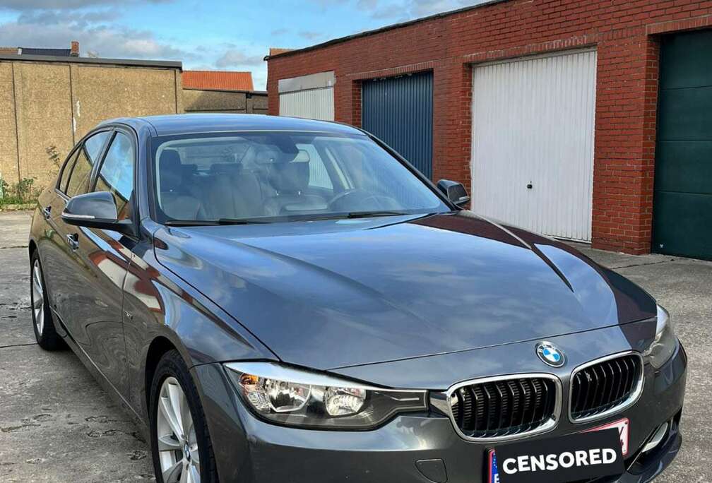 BMW 320i. Sport line