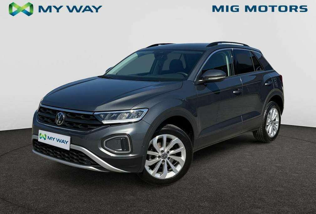 Volkswagen Life Business 1.0 TSI (110 pk) /// Achteruitrijcamera /// Zetelverwarming Vooraan ///