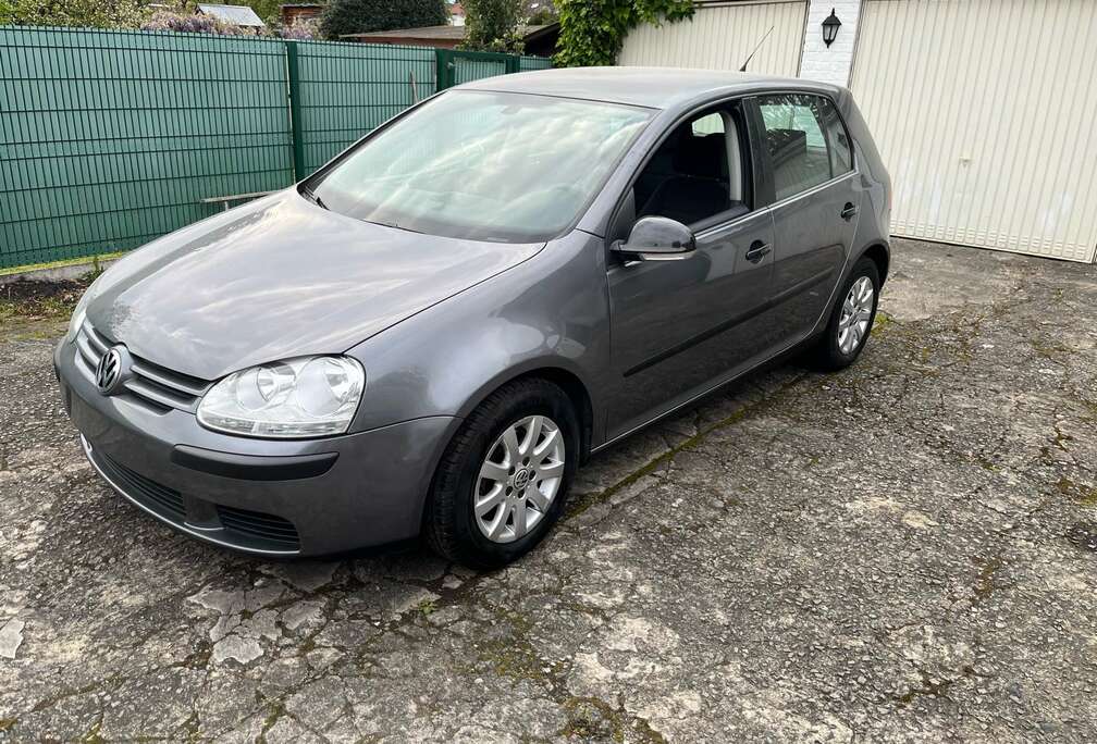 Volkswagen 1.6i 16v FSI Comfortline 6 vitesse Airco