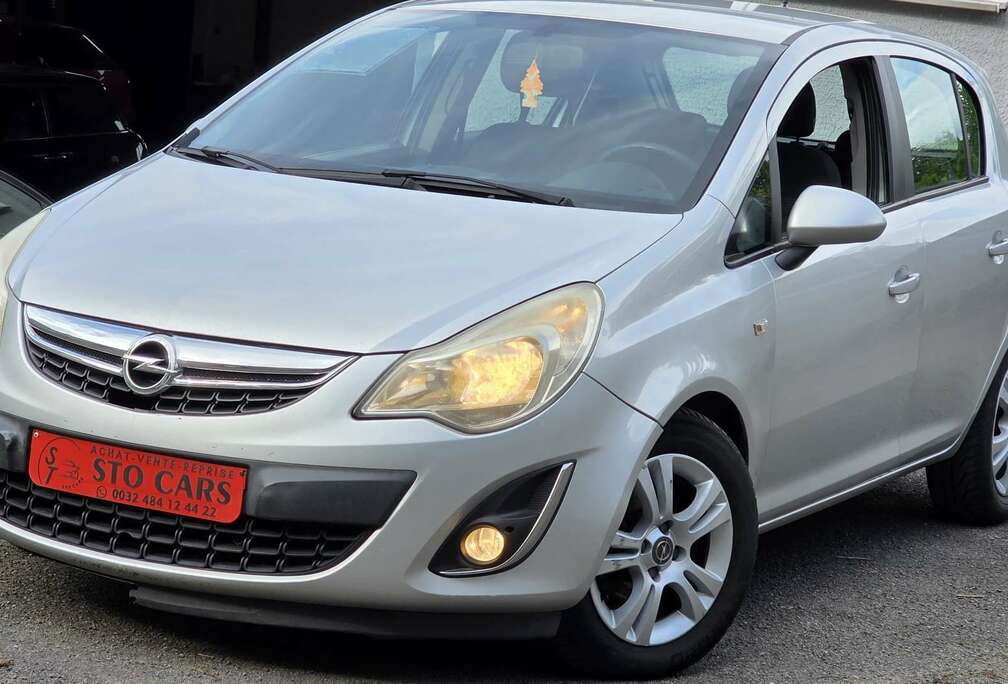 Opel Corsa 1.3 CDTi Cosmo / Gps / Airco
