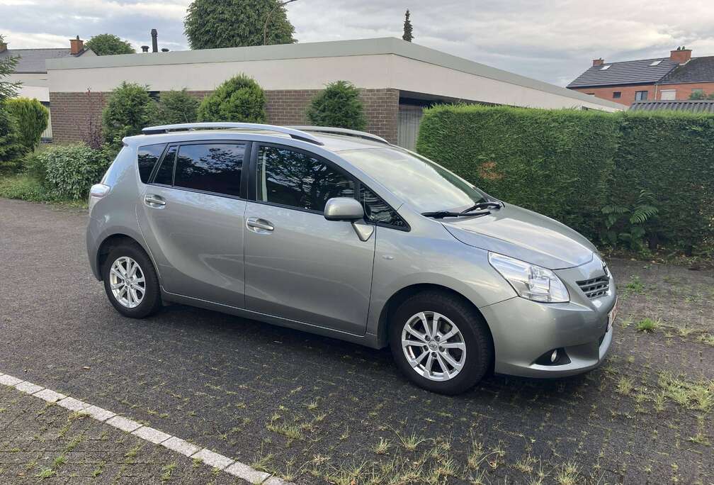 Toyota Verso 1.6i Comfort 5pl.