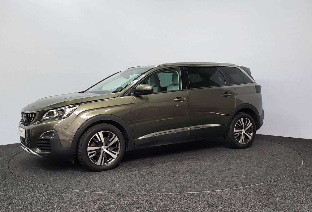 Peugeot 1.2 PureTech  2020  75.935 km  7-Zit  Navi  CarPlay  DAB  Camera  Airco