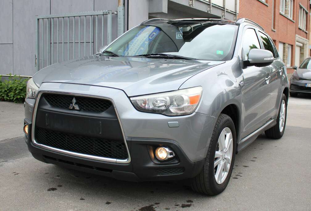 Mitsubishi 1.8d 2WD Intense // EURO 6b //