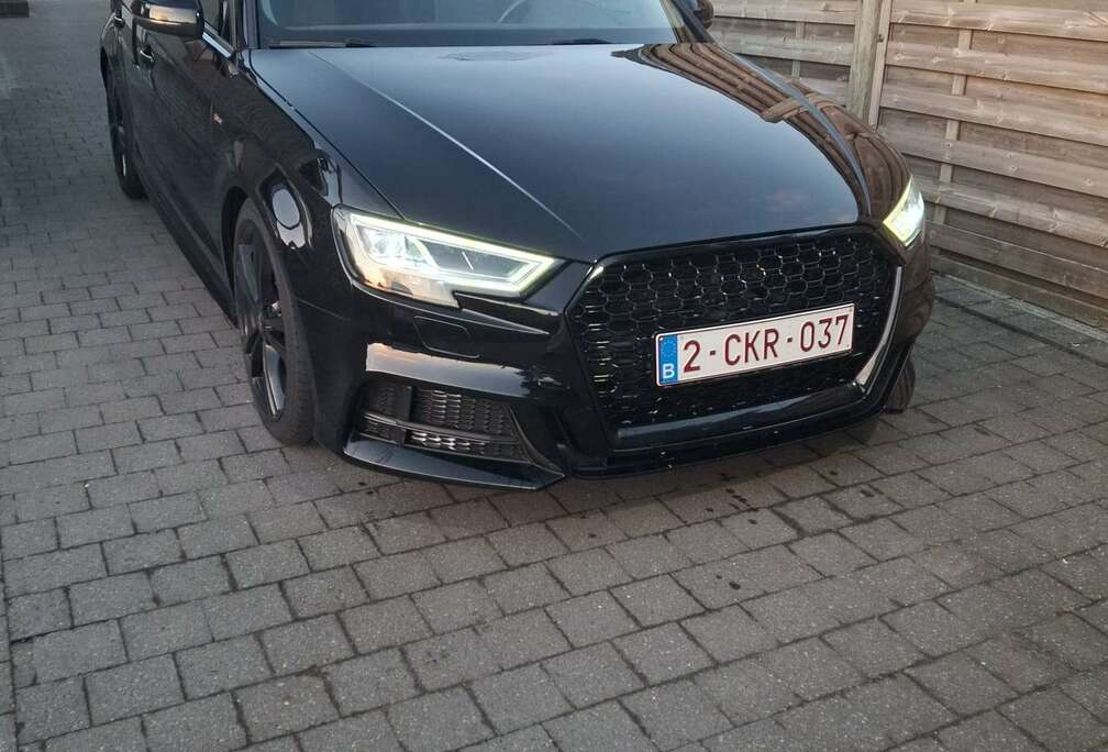 Audi A3 40 TFSI Sportback quattro S tronic design