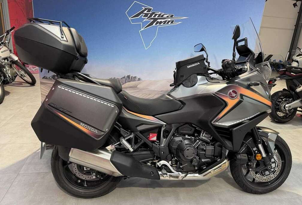 Honda NT1100 DCT