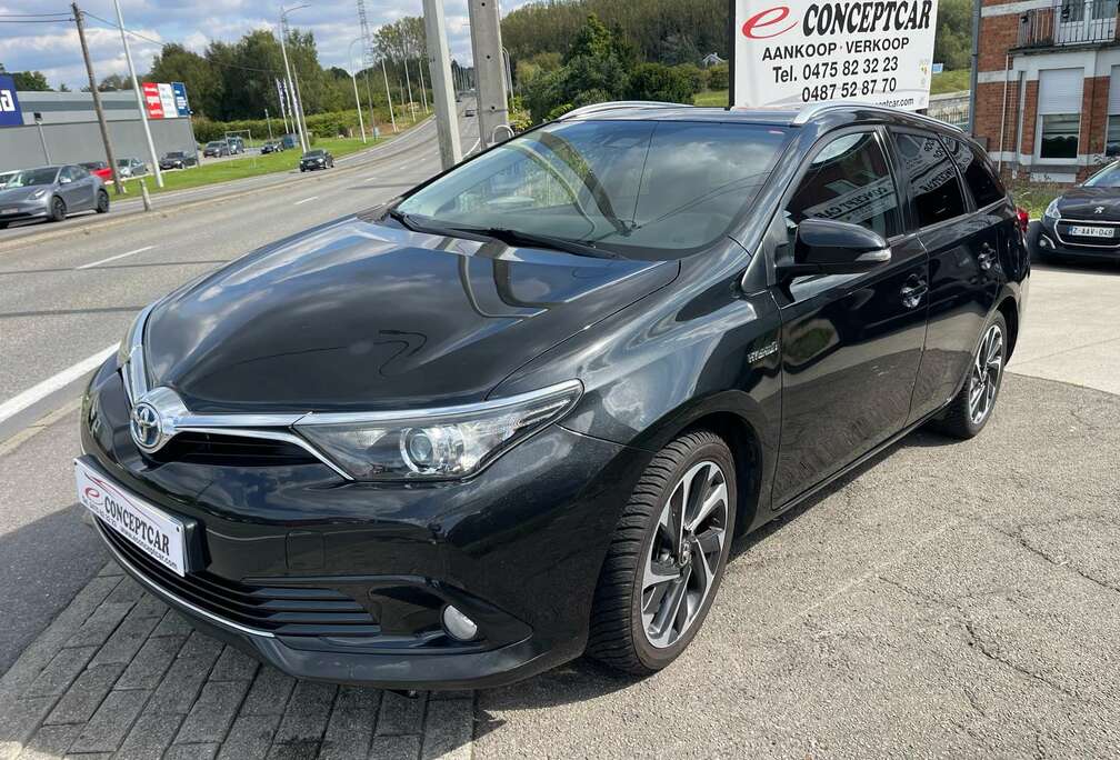 Toyota SW 1.8i HSD Lounge E-CVT (EU6.2)