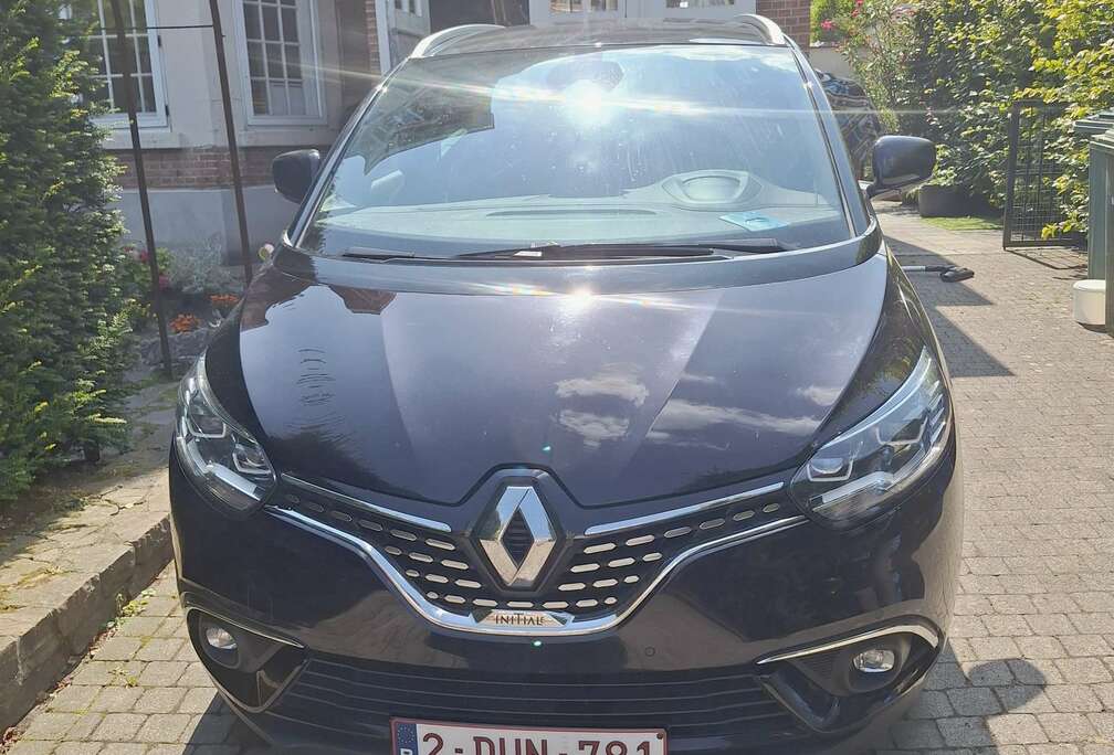 Renault 1.5 dCi Energy Initiale Paris 110 EDC