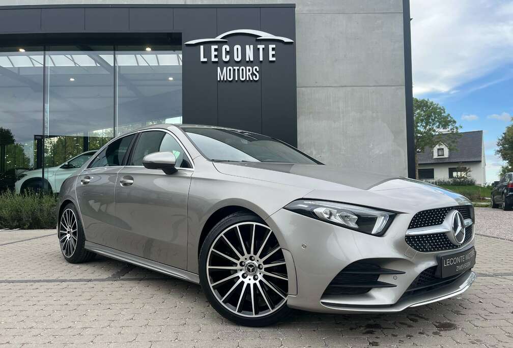 Mercedes-Benz A 180 dA DCT AMG Line LED/Widescreen/Camera/...