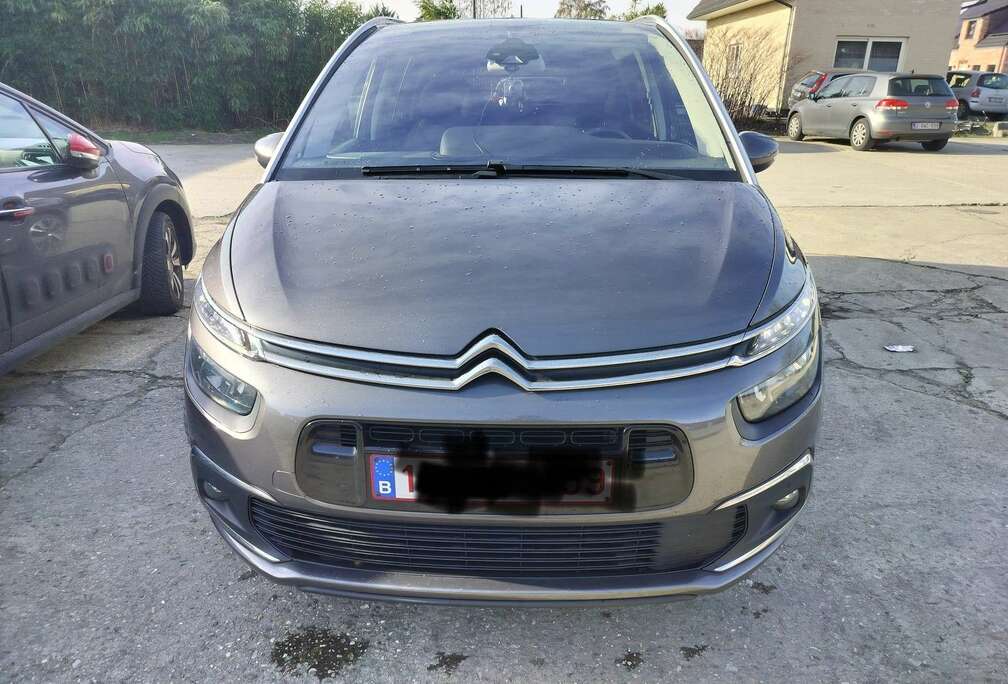 Citroen BlueHDi 160 Stop&Start EAT8 SHINE