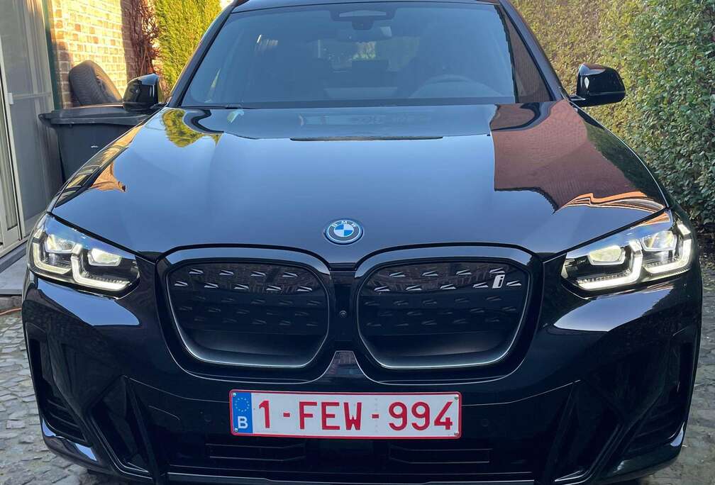 BMW iX3 80 kWh