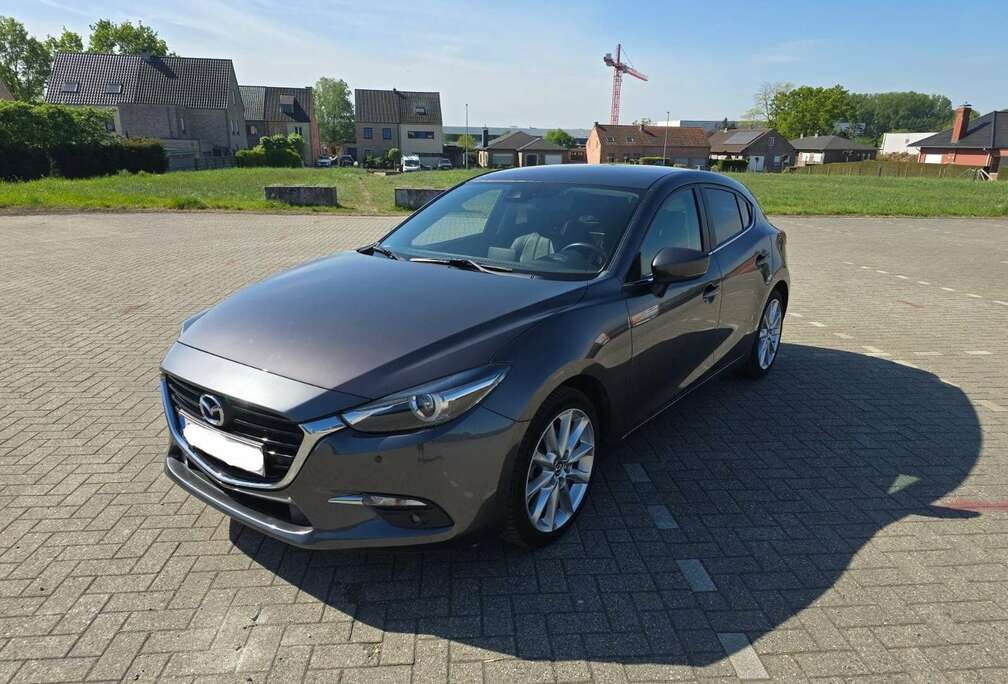 Mazda 3 2.0i Skycruise