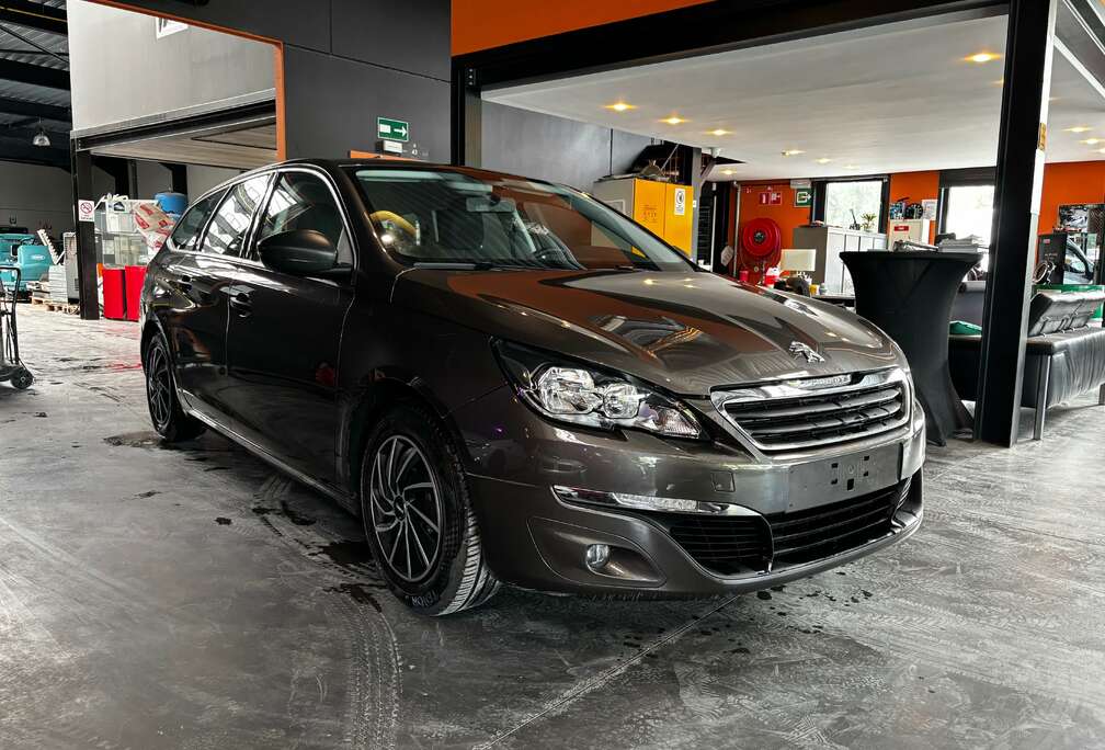 Peugeot 308 SW 1.2 Access STT12 MOIS DE GARANTIE