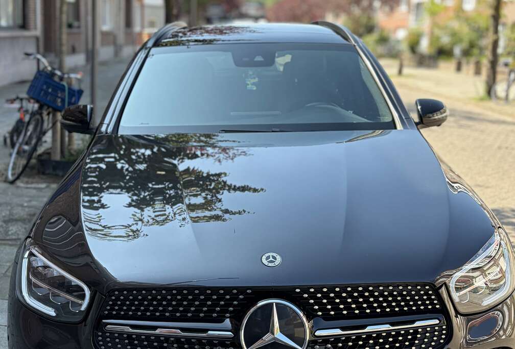 Mercedes-Benz d 4Matic 9G-TRONIC AMG Line