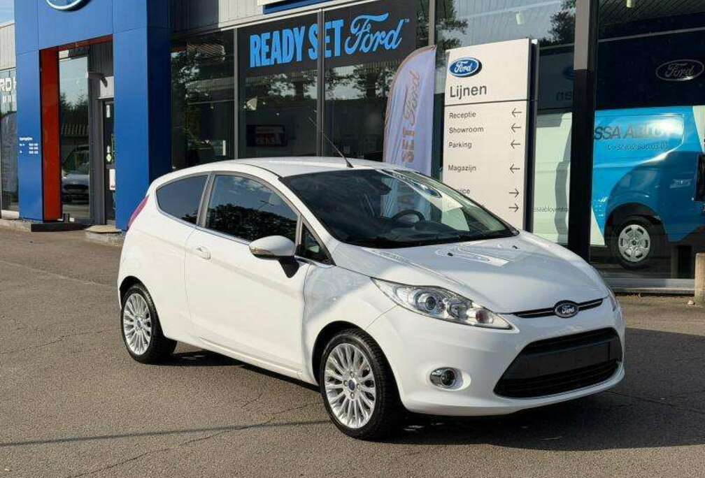 Ford Titanium 1.4i Ecoboost 90pk M5