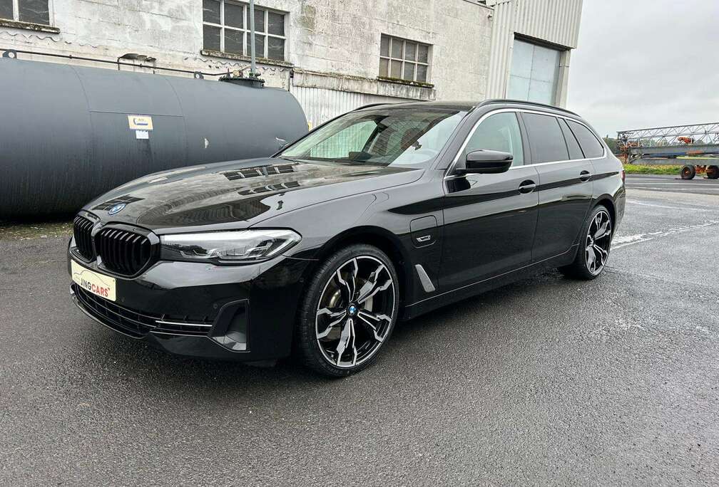 BMW Touring 530eA/Cam/Leer/20\