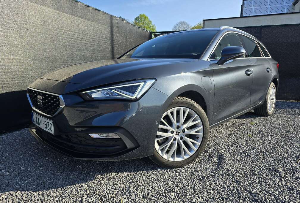 SEAT Leon e-Hybrid 1.4 Xcellence DSG 2021 met 37500 kms