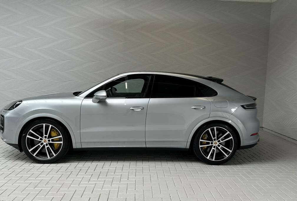 Porsche Turbo E-Hybrid Coupe Bose/PCCB/volleder/PPF