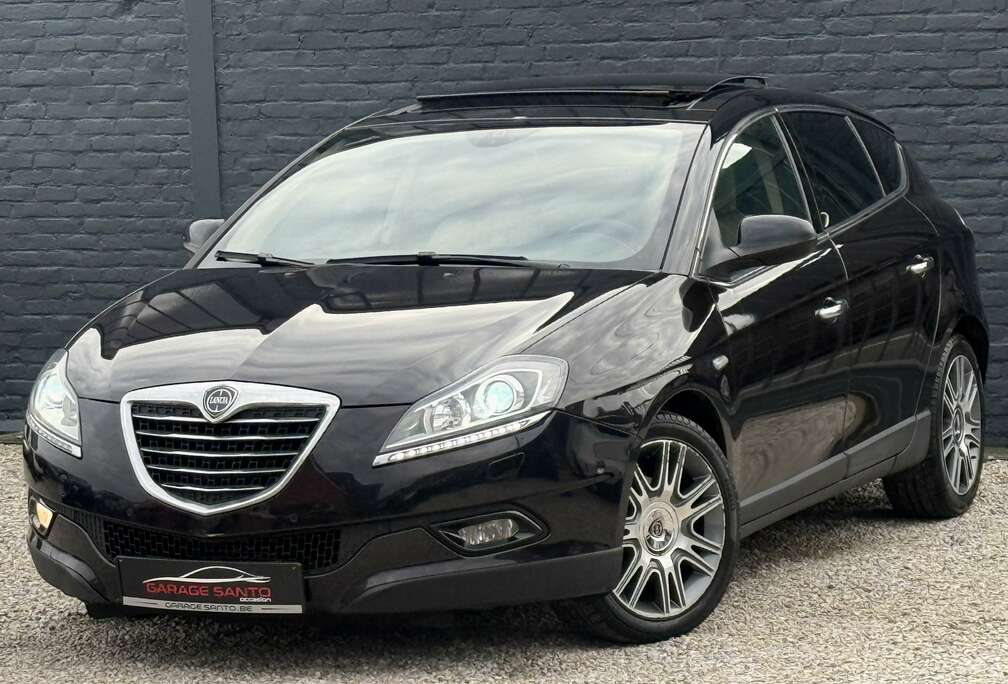 Lancia Delta 1.4 MultiAir Gold /Navi/Pano/Xénon/Garantie/