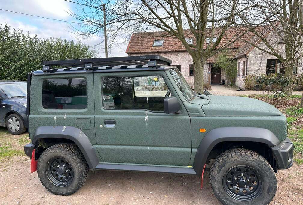 Suzuki Jimny 1.5i 4x4 GA