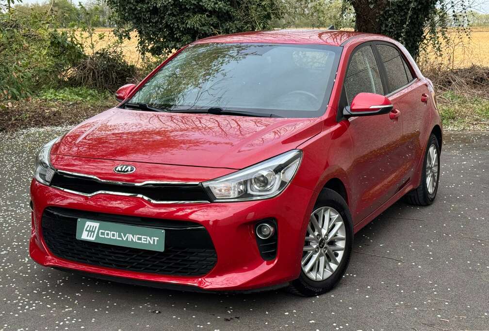 Kia Rio // CAMERA // GPS // FULL CARNET