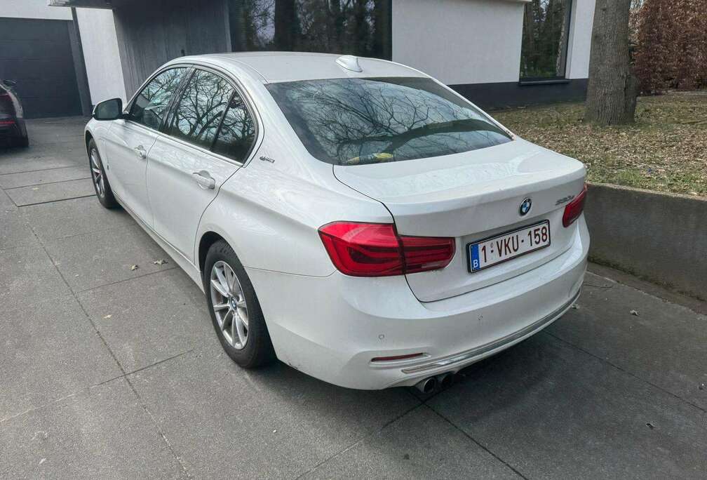 BMW 330eA Plug-In Hybrid