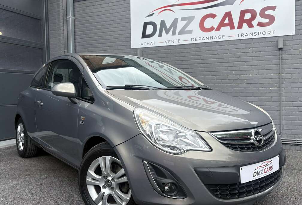 Opel Corsa 1.2i / Climatisation / Garantie