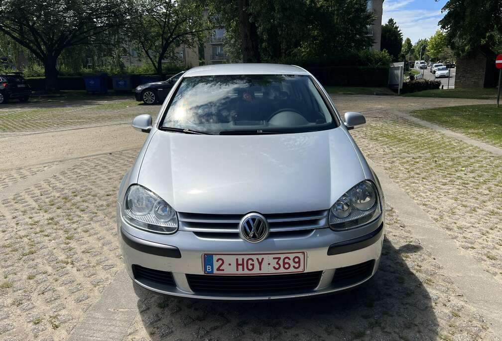 Volkswagen 1.6i 16v FSI Sportline