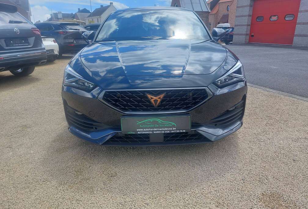 Leon 2.0 TSI DSG * 300pK * OPEN DAK * SLECHTS 60.000KM * NIEUWSTAAT