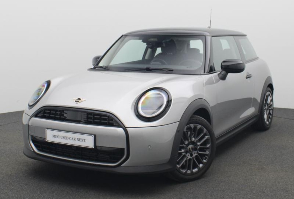 MINI NEW MODEL - automaat - navi