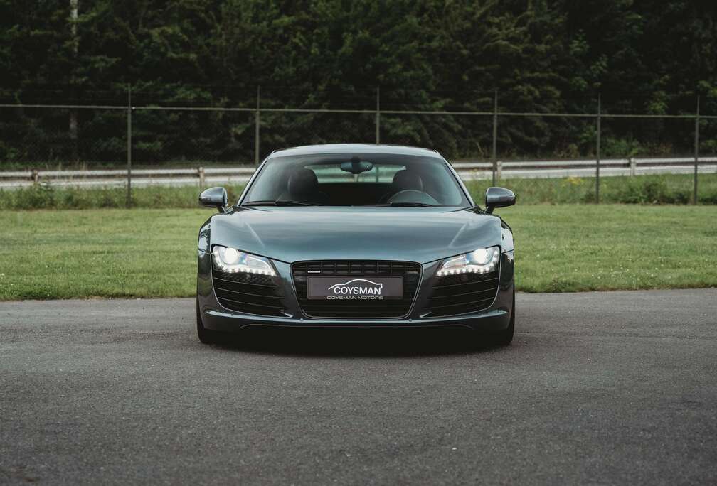 Audi 4.2 FSI Quattro R tronic/B&O/Cruise/Navi/Carbon