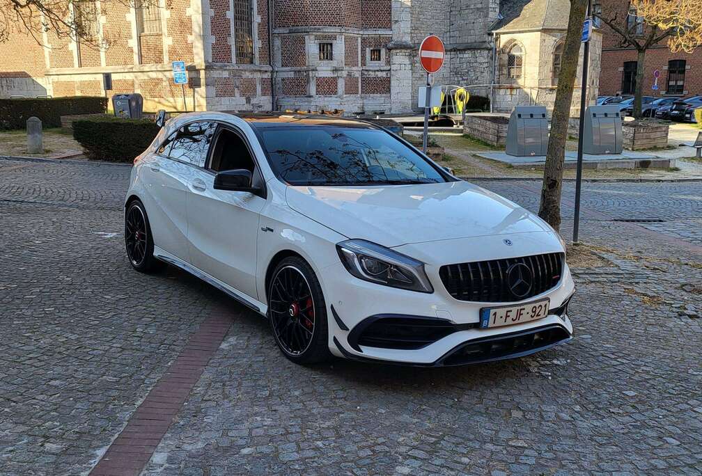 Mercedes-Benz A 45 AMG 4-Matic