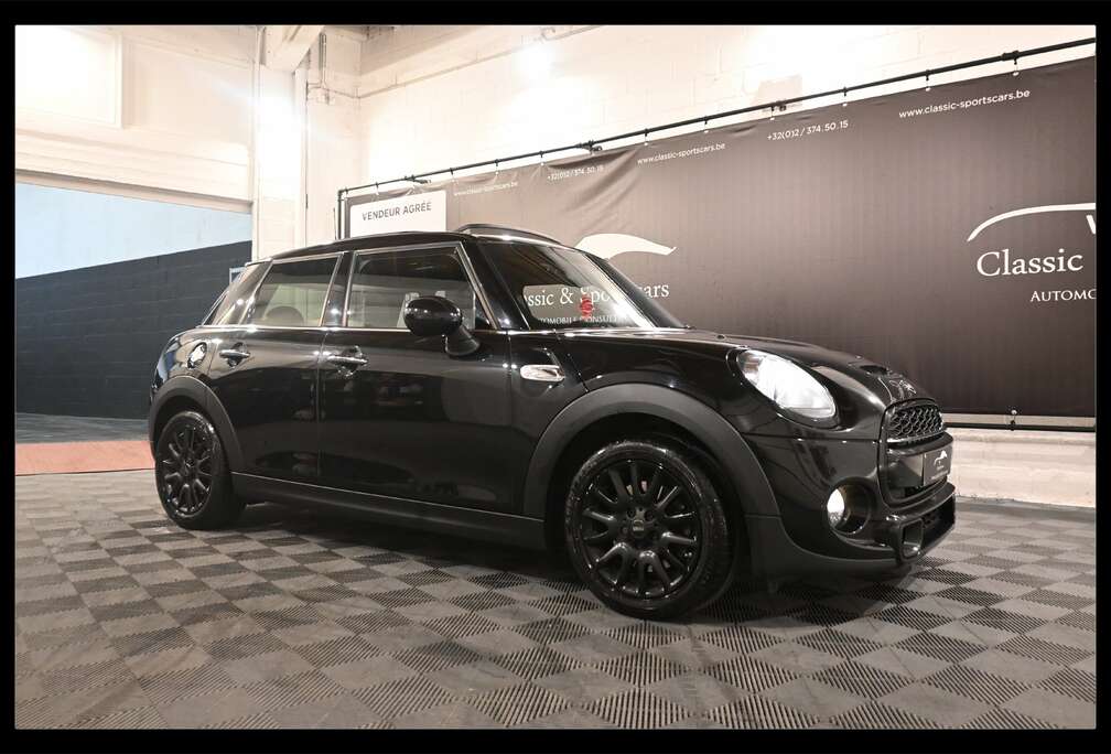 MINI 2.0iA Cooper S 5 PORTES / 5 DEUREN / AUTO 8 / PANO