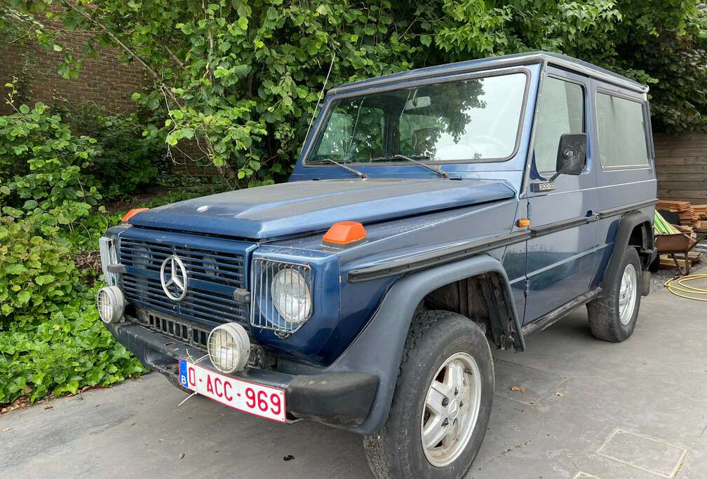 Mercedes-Benz 300 GD