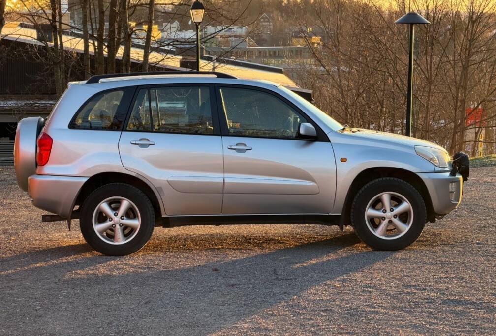 Toyota RAV4 2.0 4WD