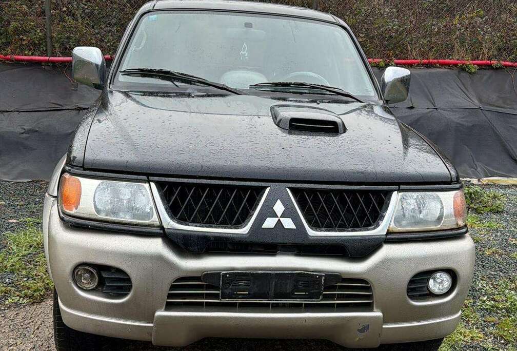 Mitsubishi 2.5 Turbo int. GLS Dakar