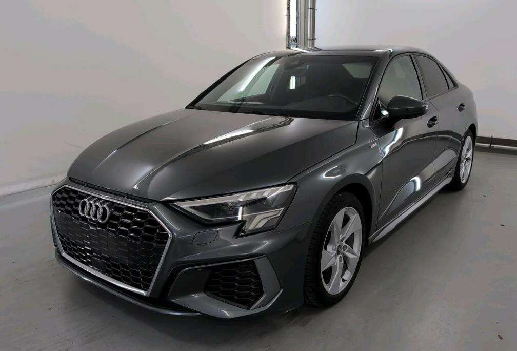 Audi A3*S*LINE*BERLINE*XENON/CARPASS*CARPLAY