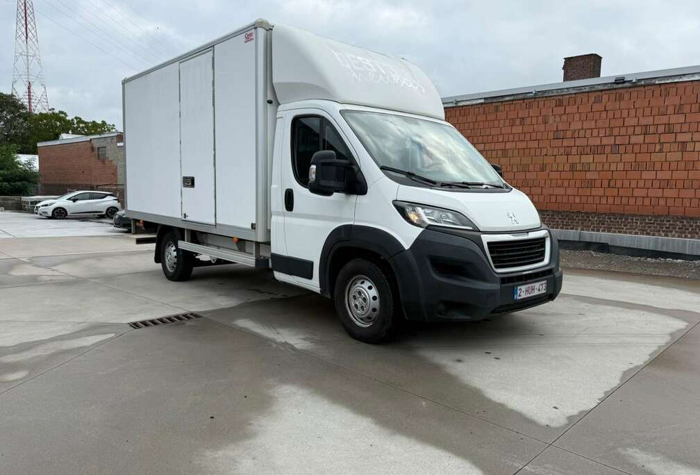 Peugeot 2.2 BlueHDi L3 Premium S/S