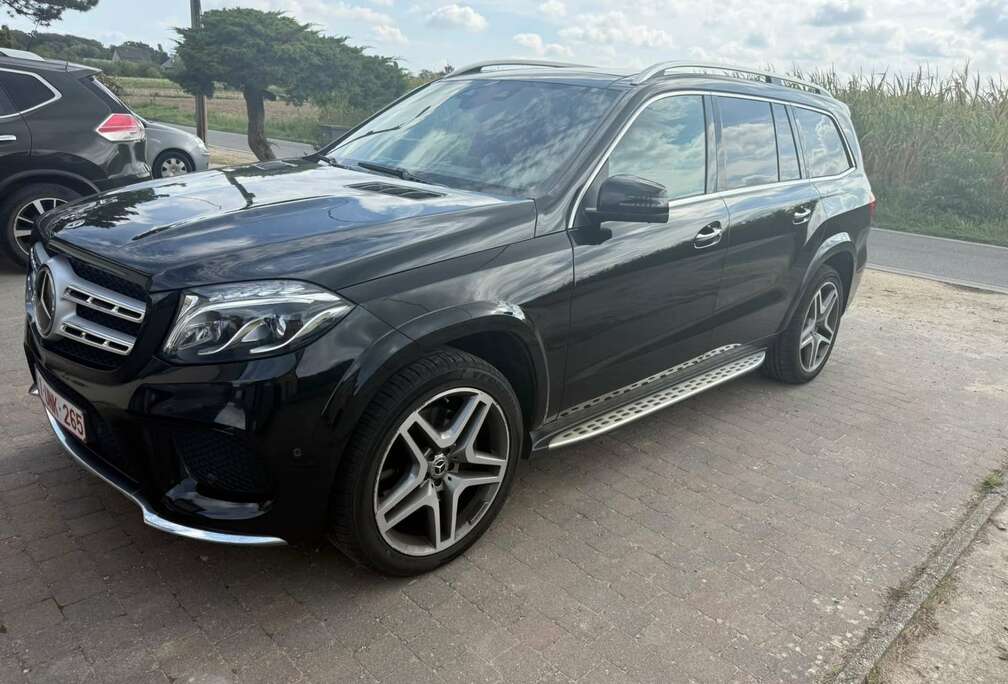 Mercedes-Benz d 4-Matic (full option!!)