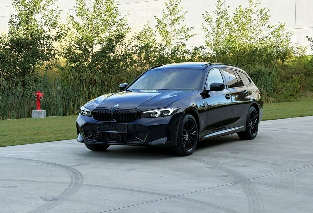 BMW TouringxDrive M Sport guidance pano trkhk facelift