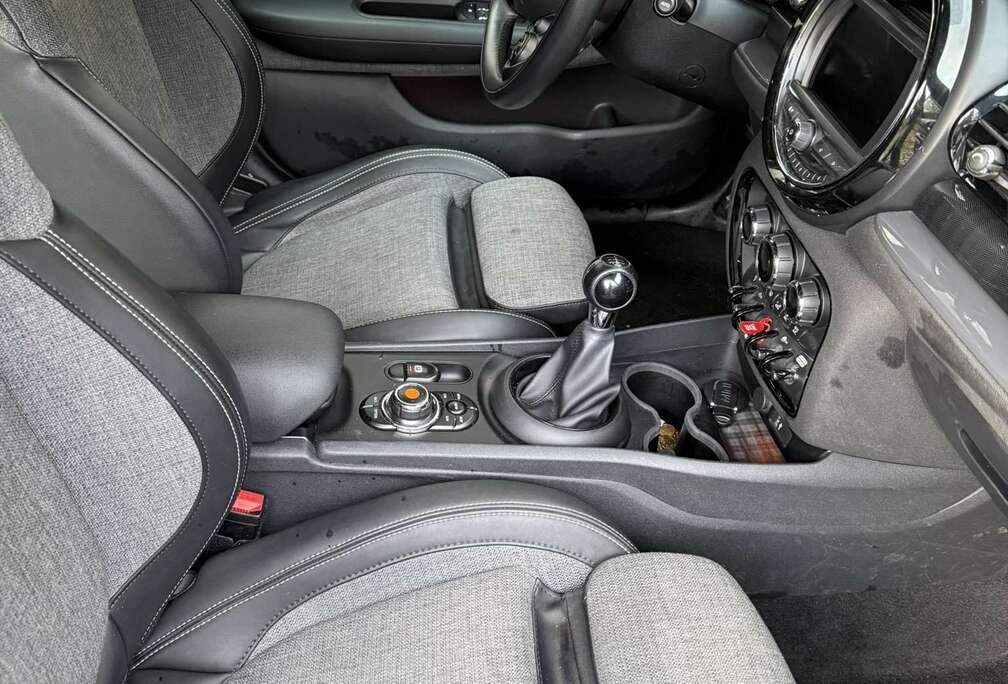 MINI Mini Clubman 1.5 Cooper OPF (EU6d-TEMP)