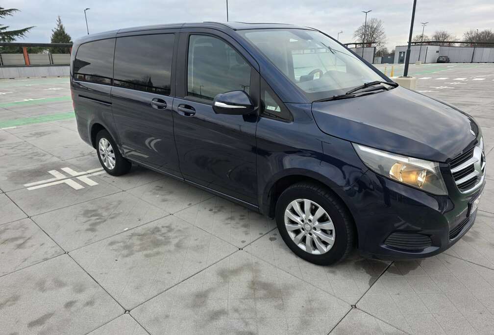 Mercedes-Benz V 200 d extralang 4Matic 7G-TRONIC