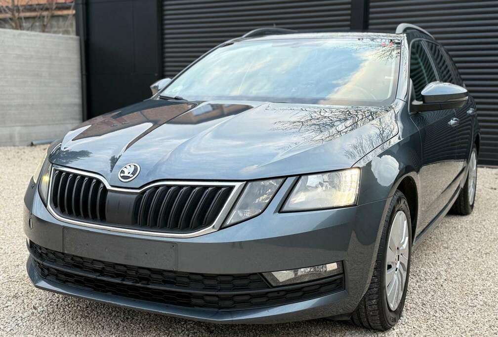 Skoda Octavia SW 1.6 CR TDi  NAVI  LED  CLIM