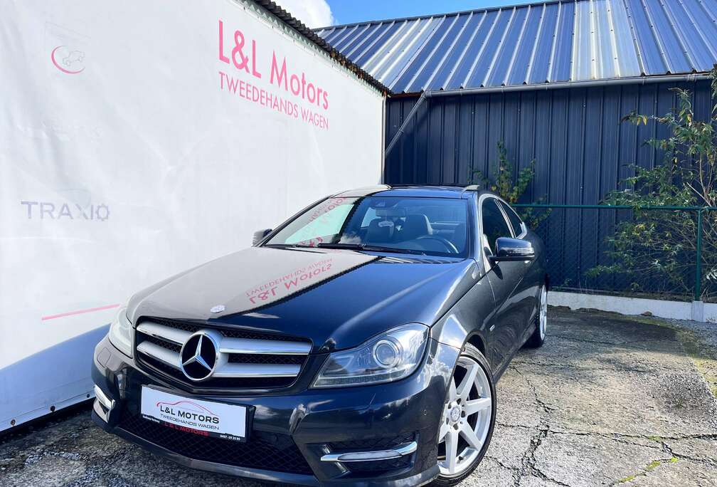 Mercedes-Benz Coupé Cdi BE*AMG PACK*Panodak Xenon Leder